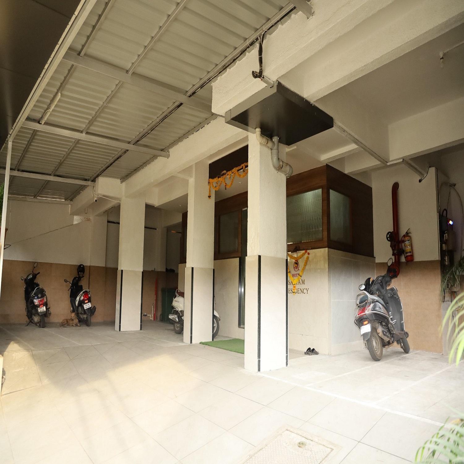 Hotel Satyam Residency Navi Mumbai Extérieur photo