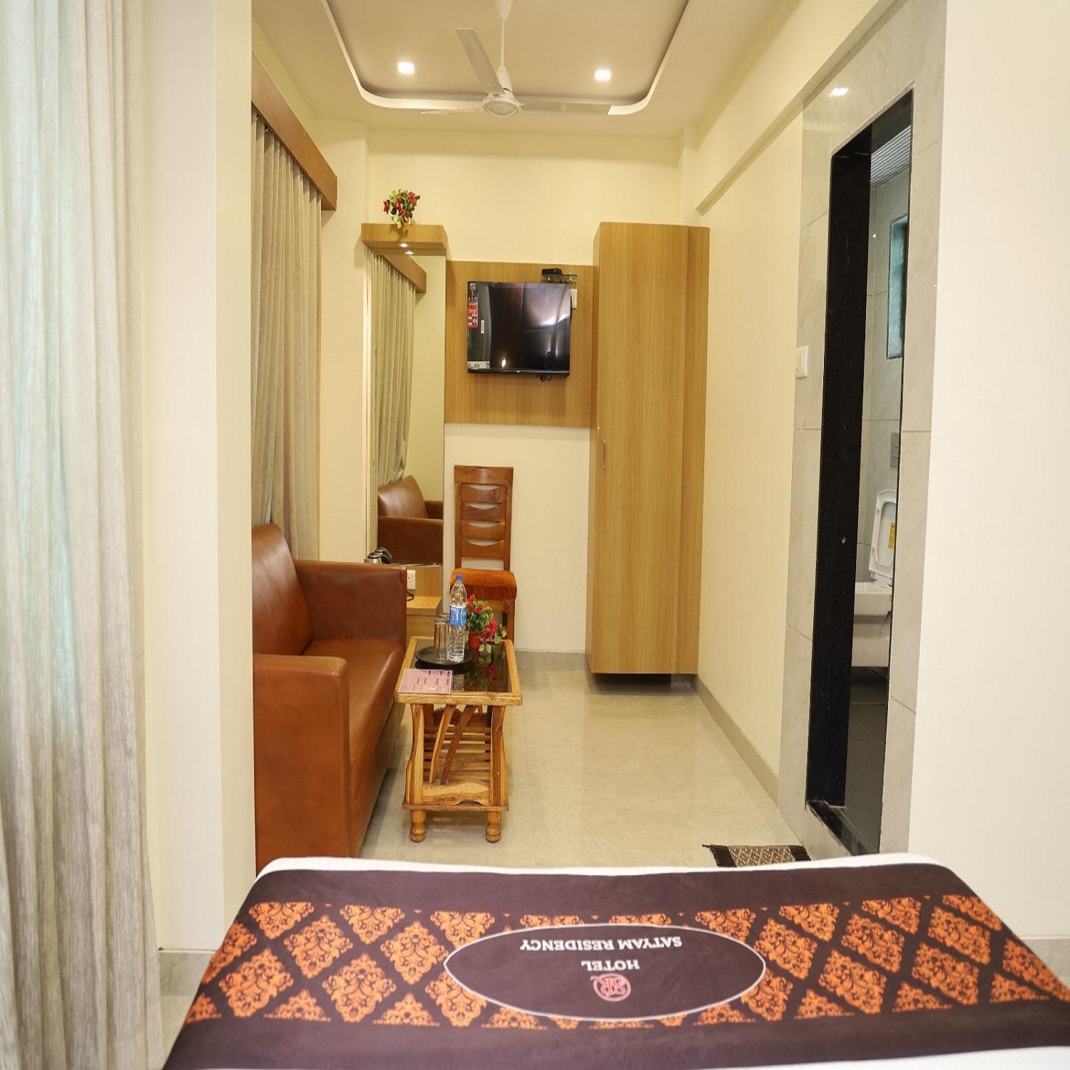 Hotel Satyam Residency Navi Mumbai Extérieur photo