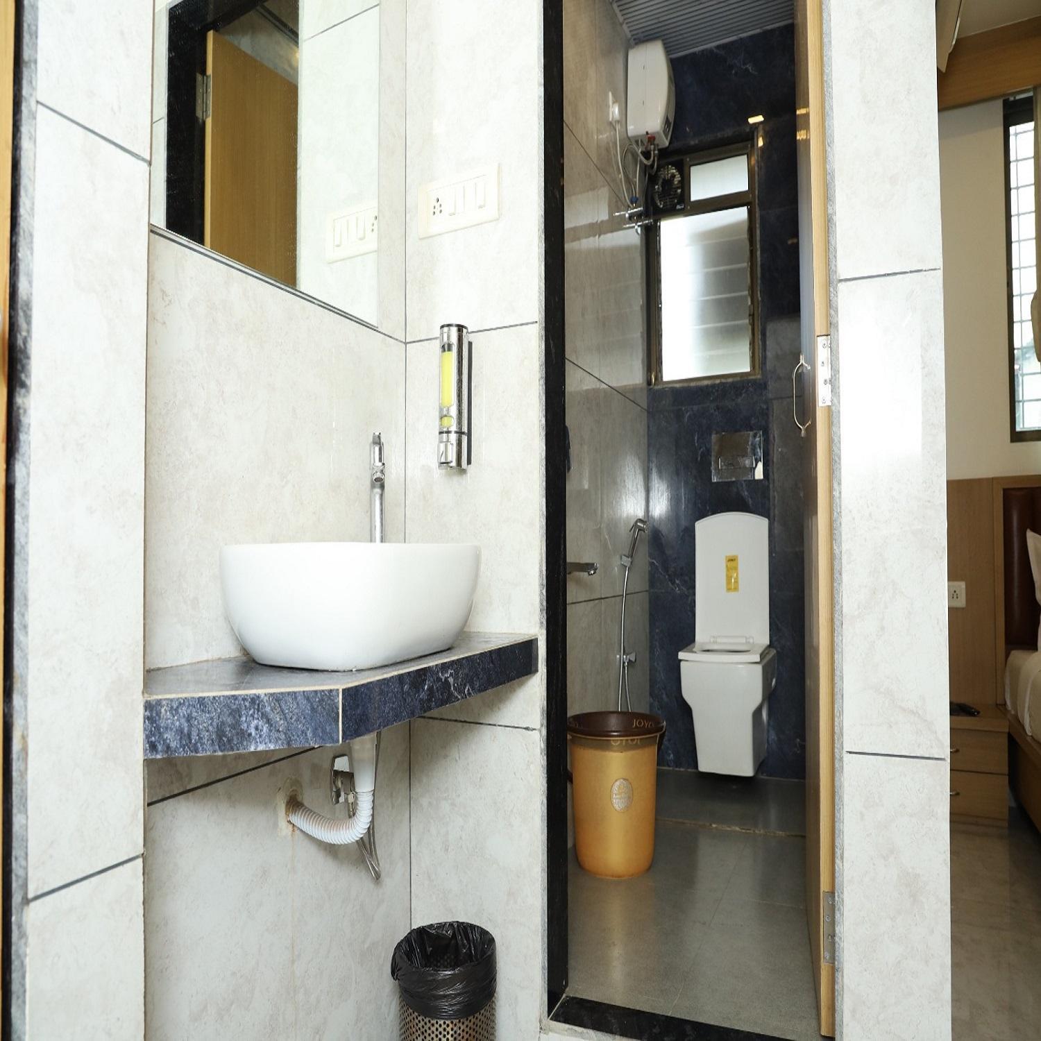 Hotel Satyam Residency Navi Mumbai Extérieur photo