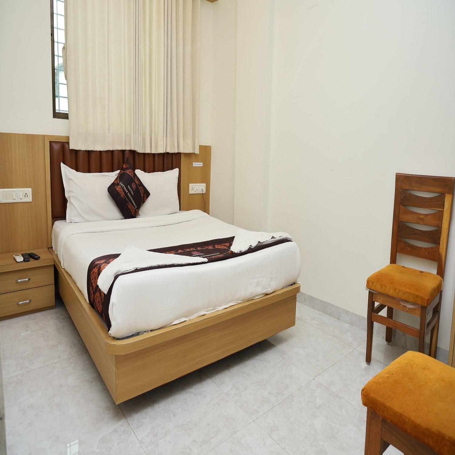 Hotel Satyam Residency Navi Mumbai Extérieur photo